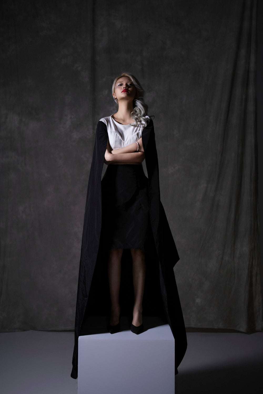 The Sphinx Dance Winged Top