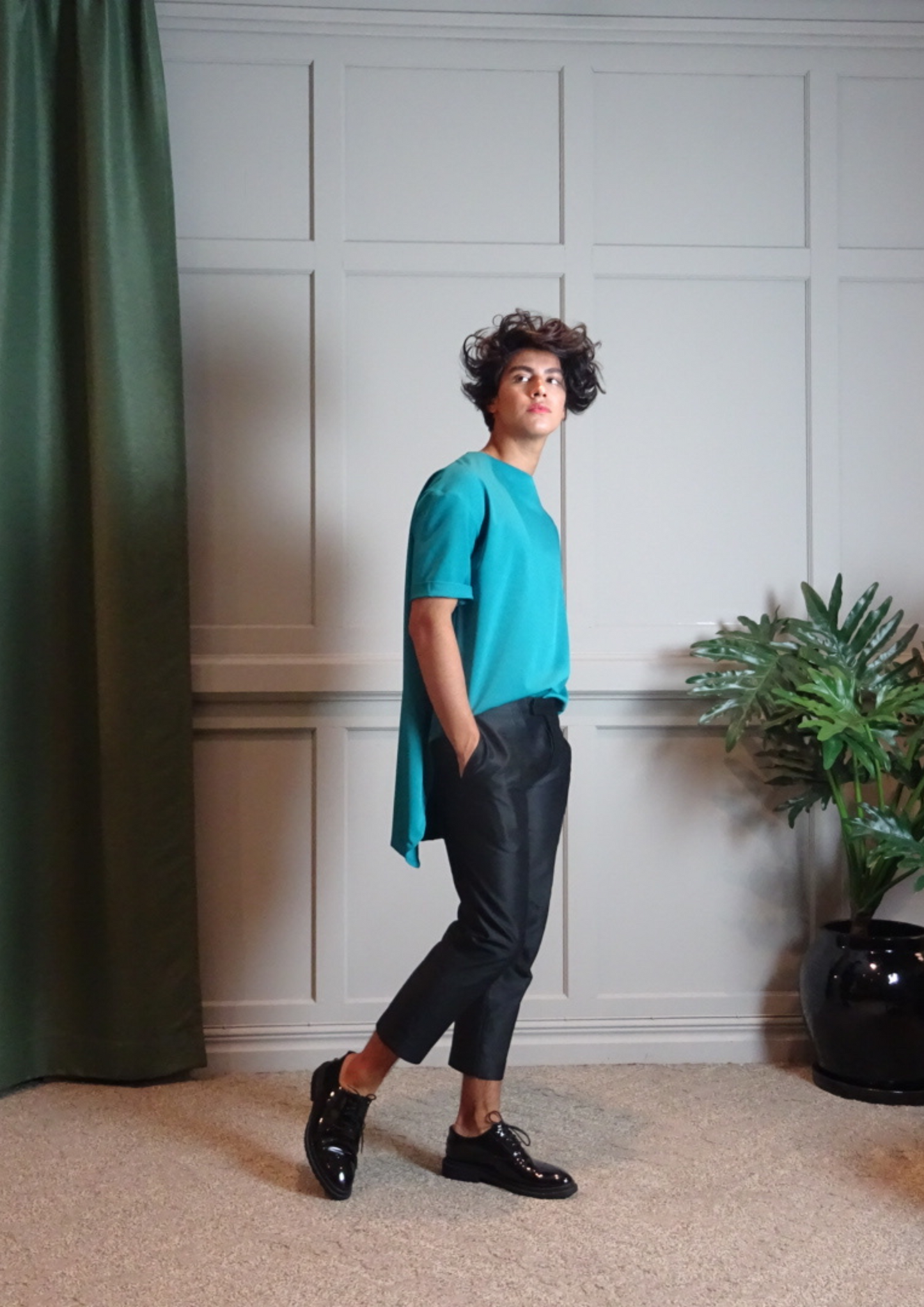 Long Cape T-shirt Stretch Satin Turquoise Electric Blue Cream